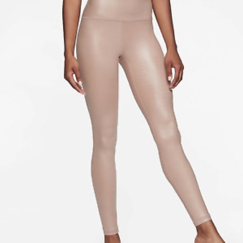ATHLETA Shimmer Elation Tight | Blush pink, size ST, LIKE NEW